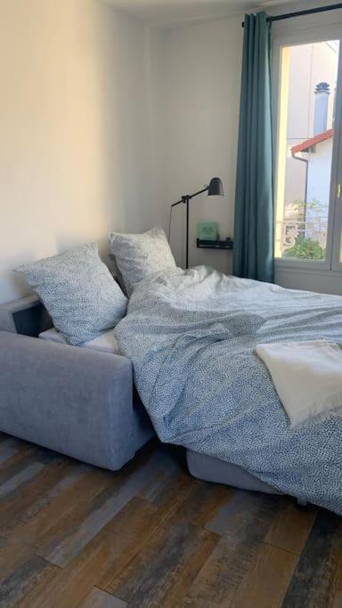 Charmant Studio Tout Equipe Aux Portes De Paris Bagnolet Exterior foto